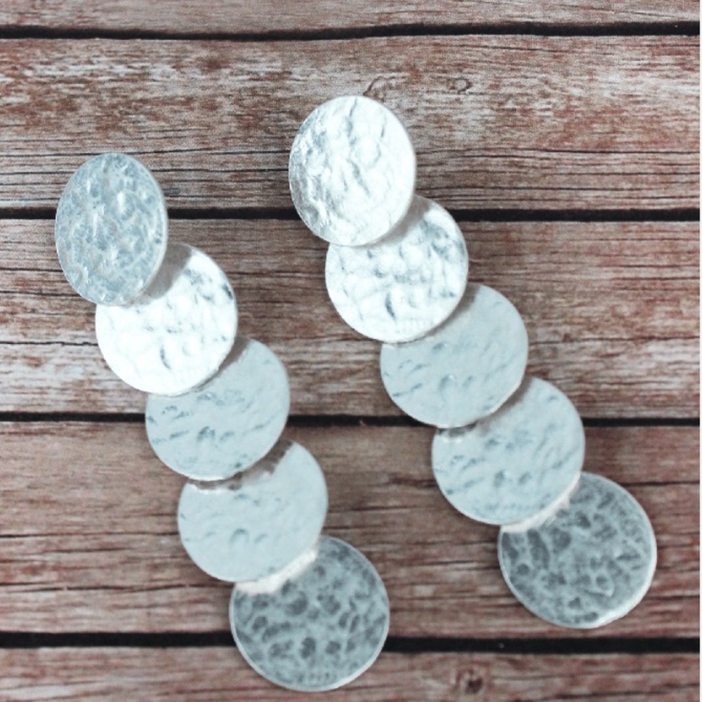 3/$25 Hammered Silvertone Cascading Disc Earrings